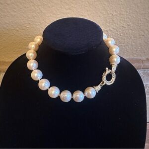 VTG BEAUTIFUL Glass Pearl High Quality Pearl Choker Necklace with Gold Clasp 16”